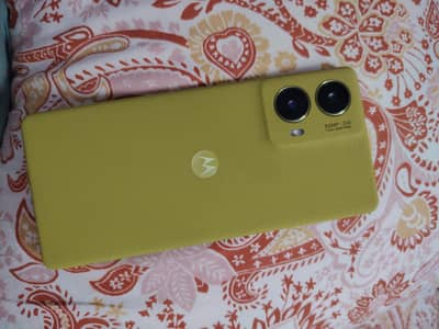 MOTO G85 5G 12 ram 256 memory
