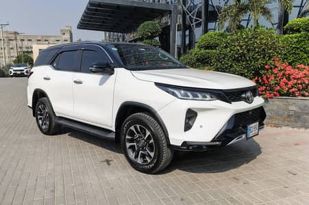 TOYOTA FORTUNER LEGENDER 2.8