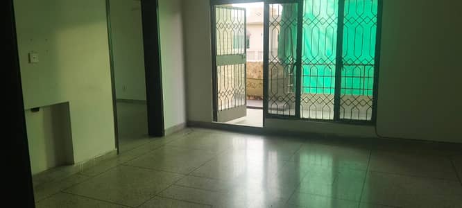 10 Marla Upper Portion For Rent DHA Phase 4 Lahore