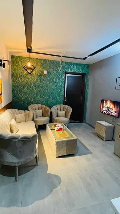 Daily basis and weekly basis one bedroom fully furnished luxury apartments available for rent Gulberg greens Islamabad