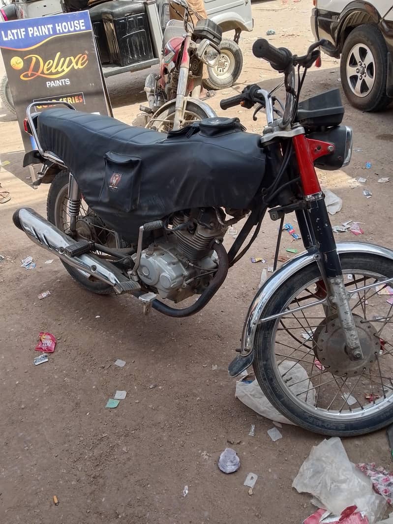 125. . . model 2021 bilkul VIP bike hai sab kuchh genuine hai 1