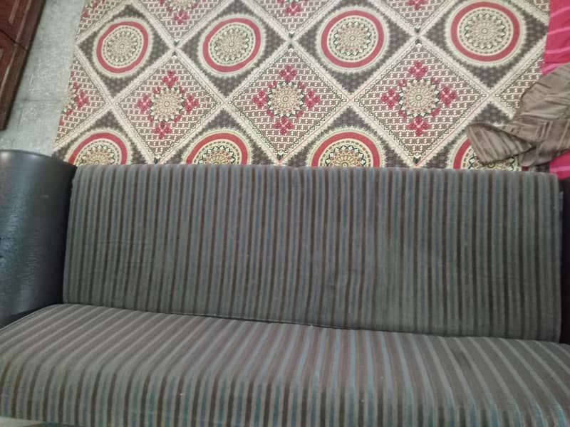 Sofa combed 1