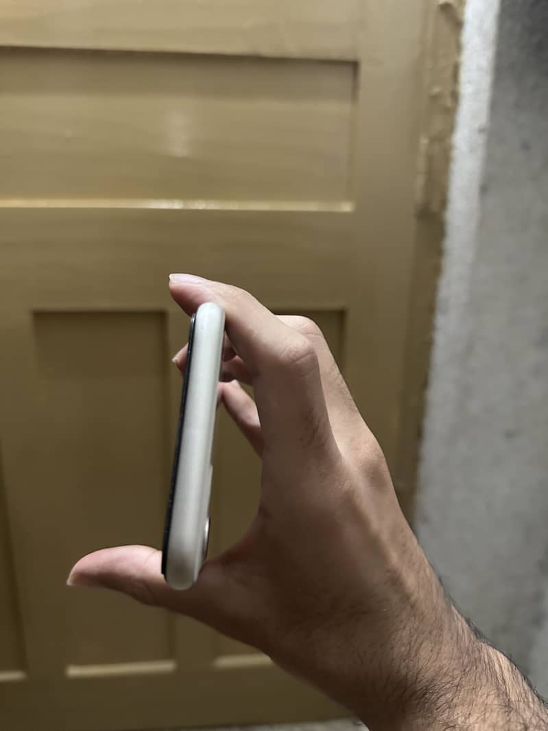 Iphone 11 Jv 4