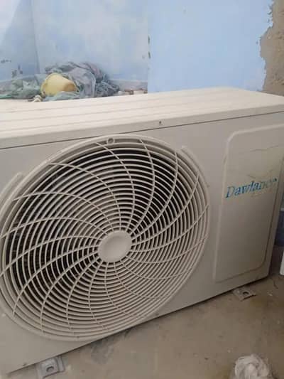 ac Ki service feeting repairing Hum karty hain