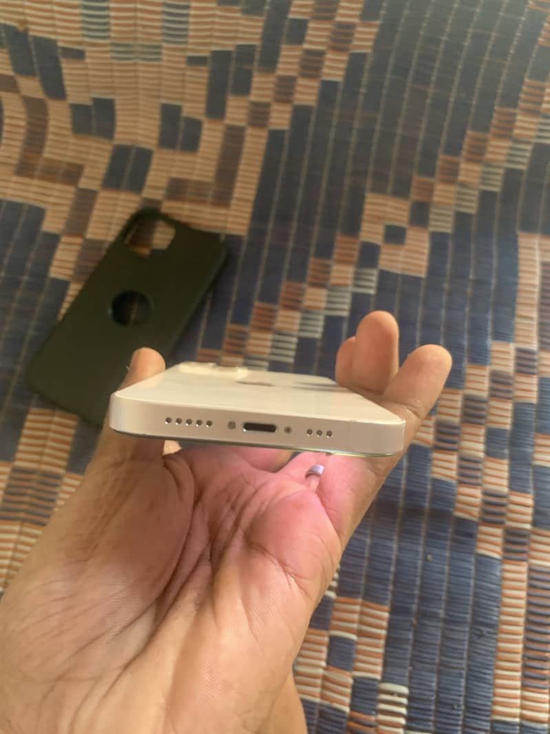 Iphone 13 2