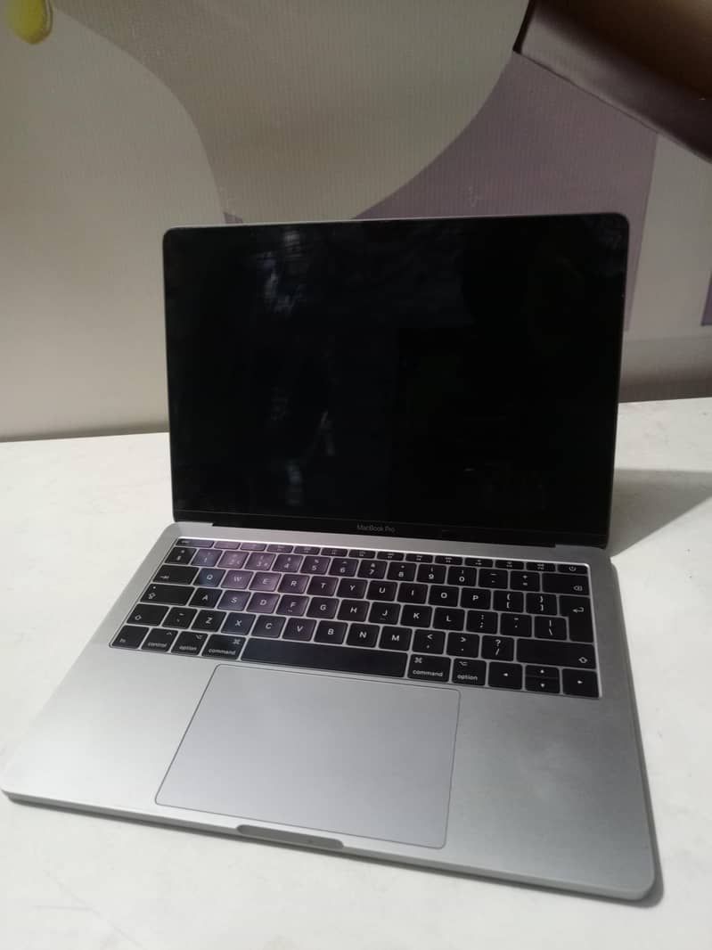 Mac Book Pro 2017 6