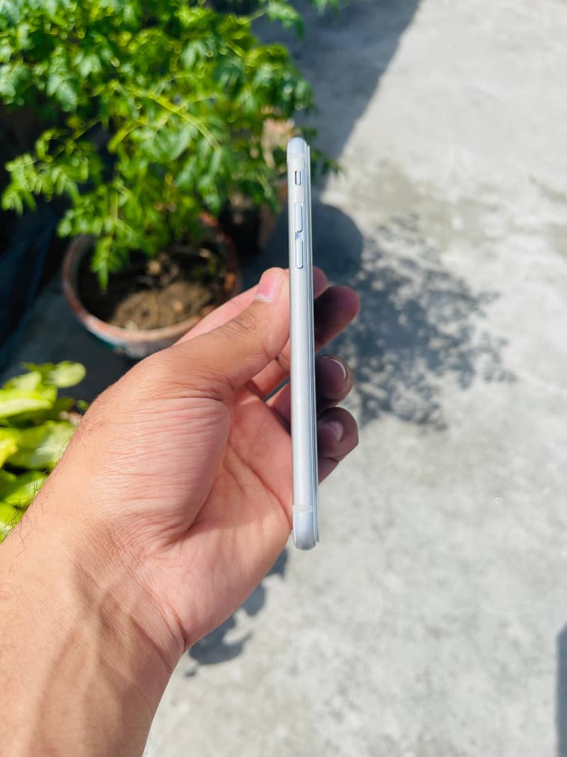 iPhone 6 0