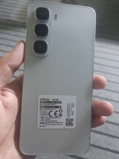 infinix hot 60i 6/128 with box and charger
