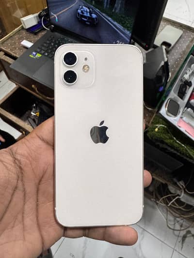 Apple iPhone 14