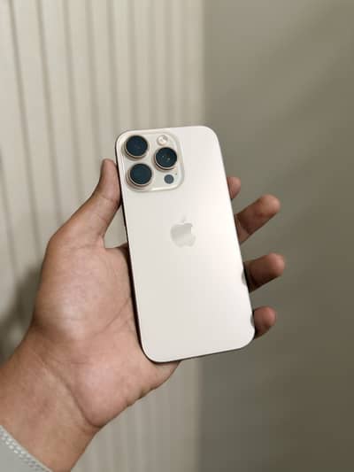 iPhone 16 Pro 128 GB Bypass 10/10 Waterpack