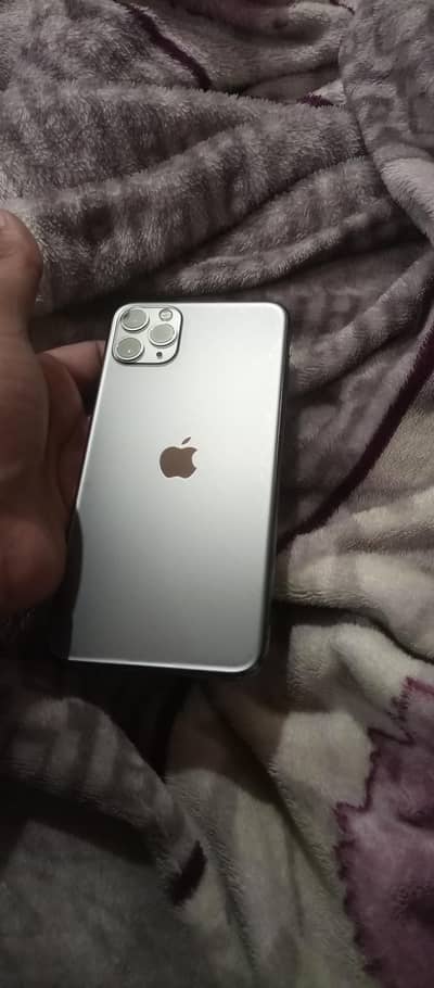 iphone 11 pro max 64gb  factory waterpack  original panel