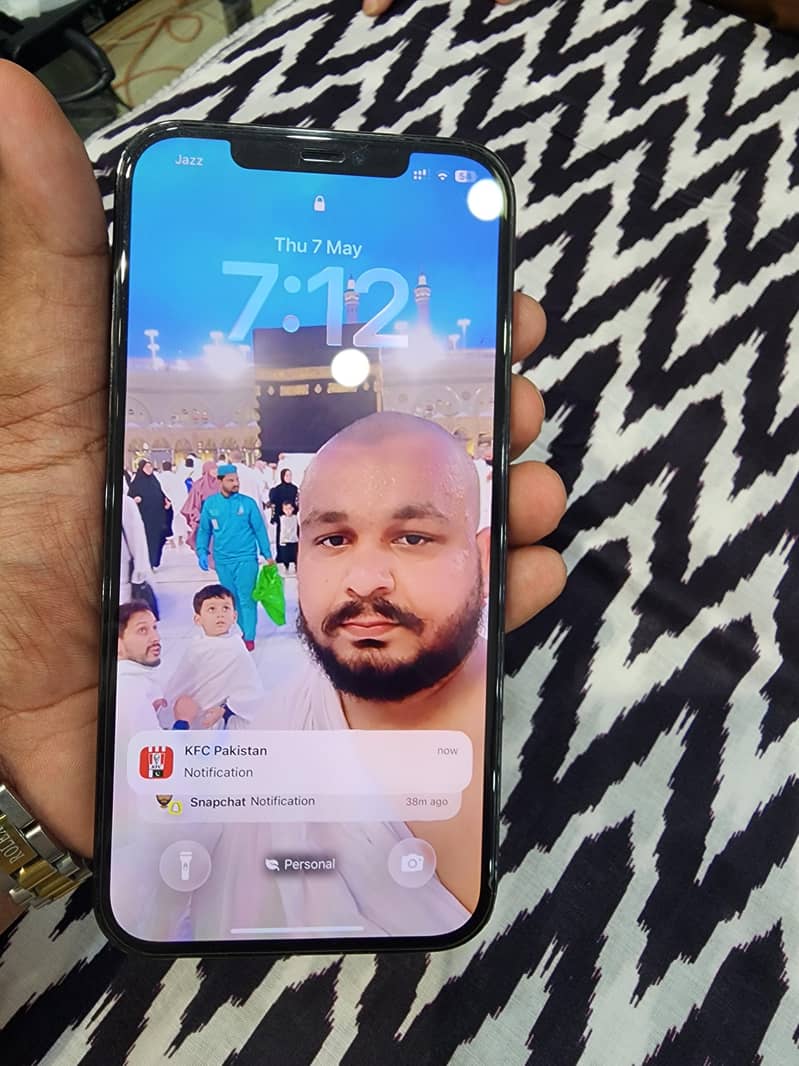 iphone 12 pro max 4