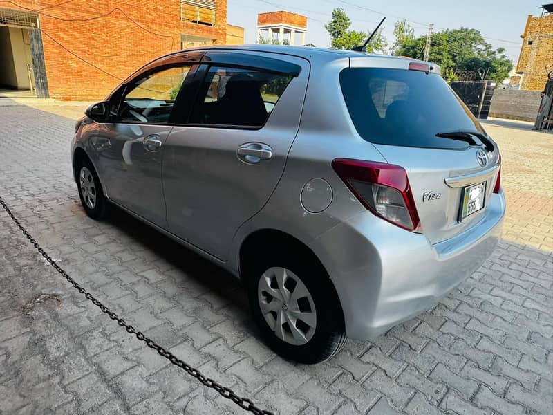 vitz 2012 9