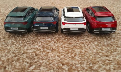Set of 4 Die Cast Kia Sportage