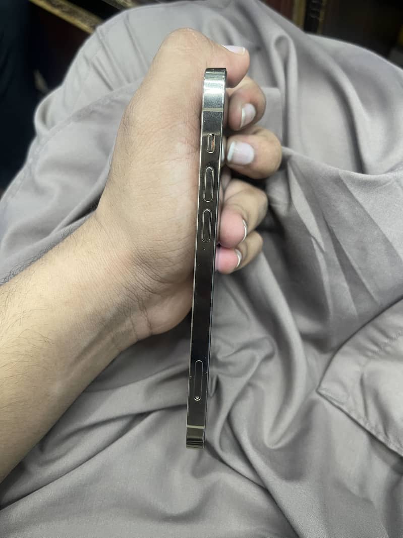 Iphone 12 pro 2