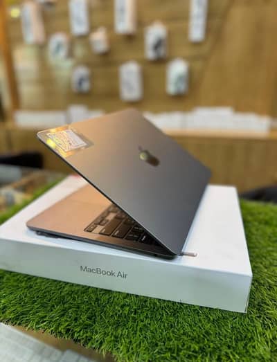 Macbook Air M2 Full box