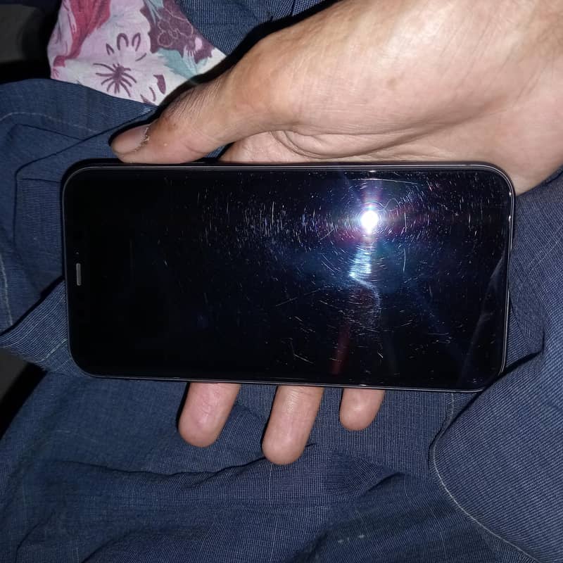 iphone 11 4