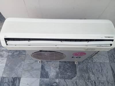 LG Gold 1.5 Ton non inverter Ac /Powerful Cooling Excellent Condition