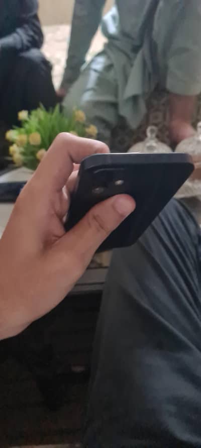 12 64gb