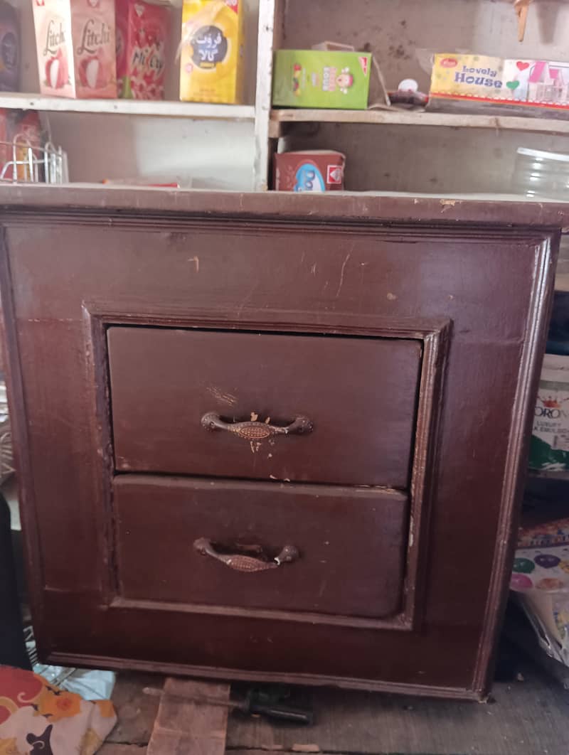 SIDE TABLE 1