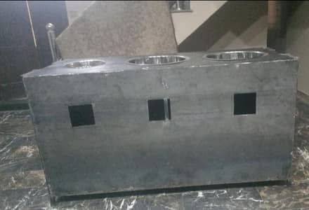 فنگر چپس بنانے کیلئے۔بریانی کو سٹیم لگانے کے لیے کاؤنٹر برائے فروخت