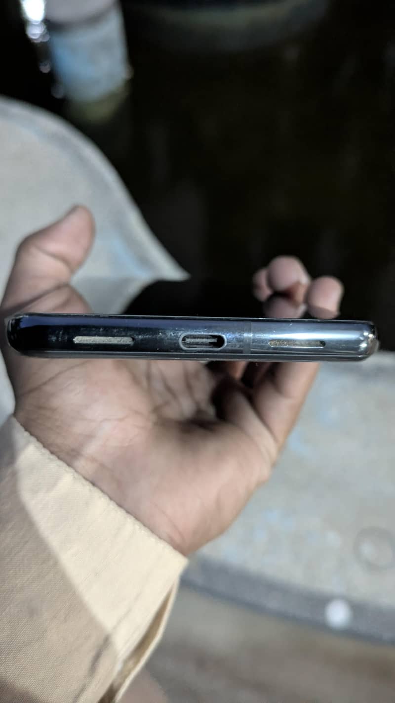 Google Pixel 7 pro 4