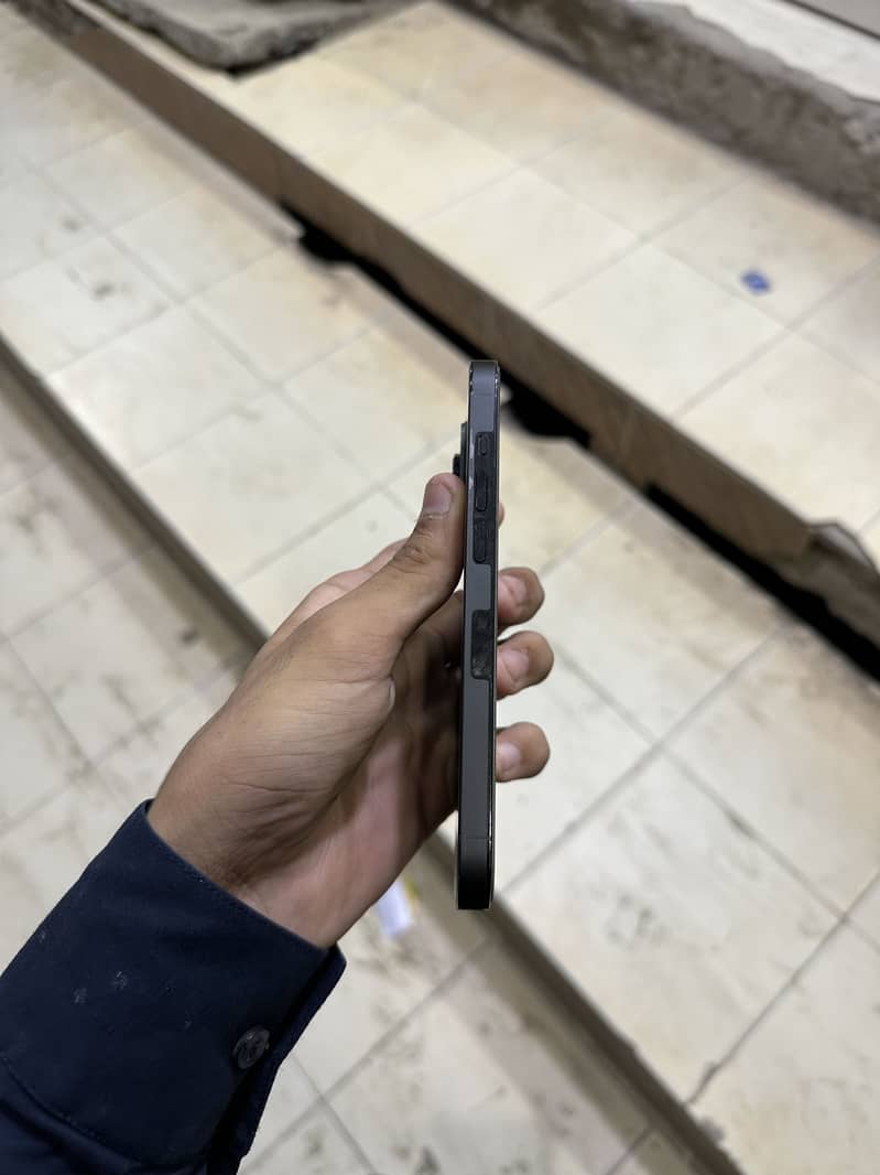 iPhone 14pro 3