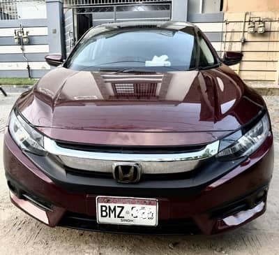 Family Maintained Civic 2018 Oriel 1.8 Red Wine color