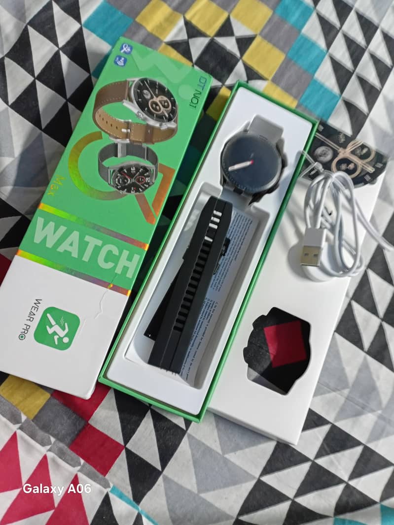 Smart watch. 1