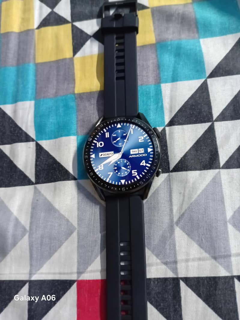 Smart watch. 4