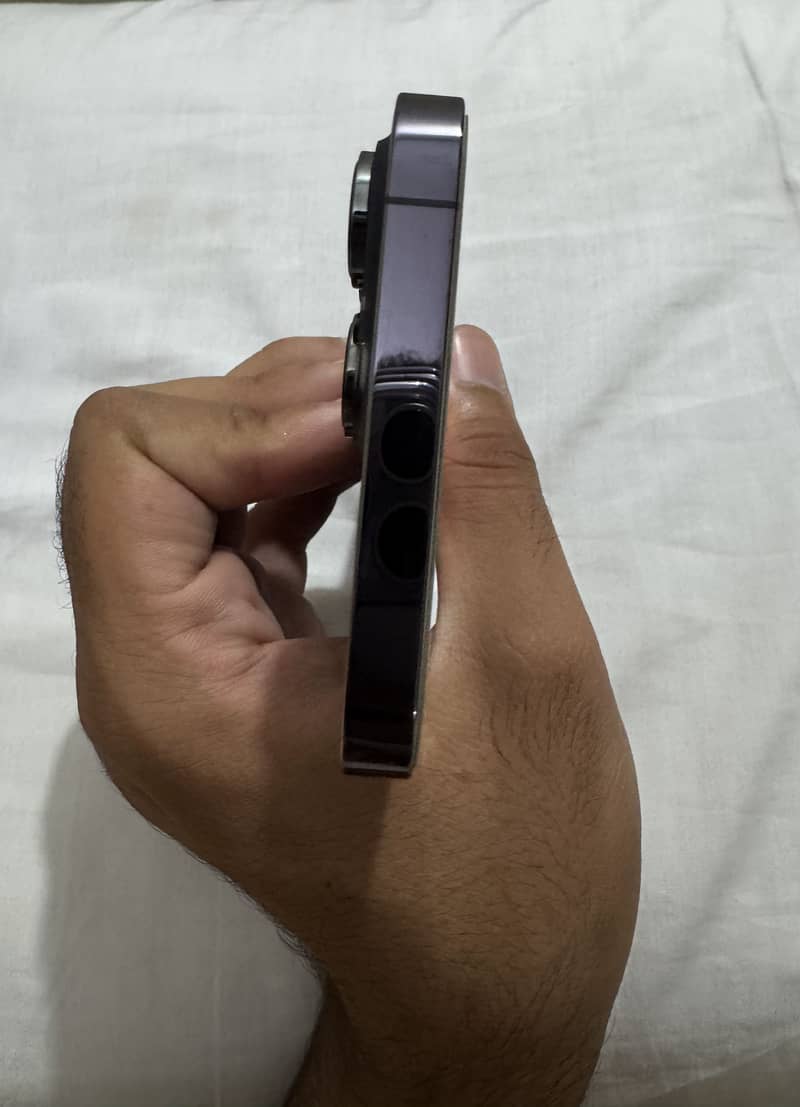 Iphone 14 pro max 2