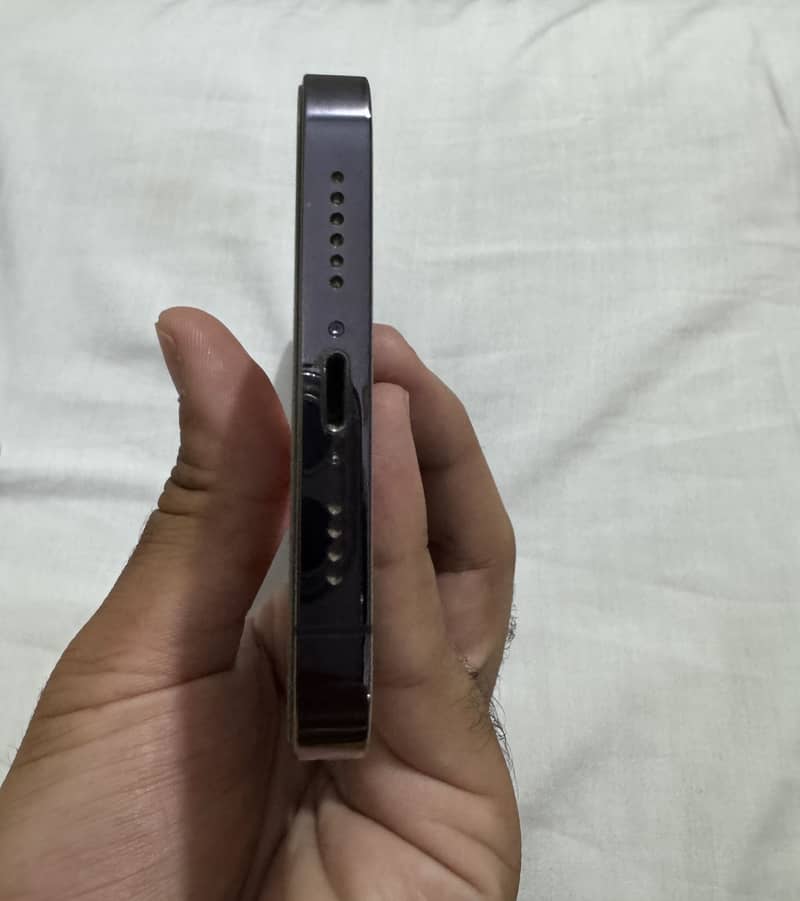 Iphone 14 pro max 3