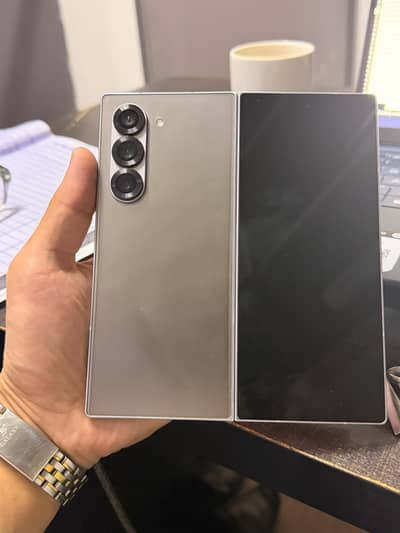 Samsung Galaxy Z Fold 6