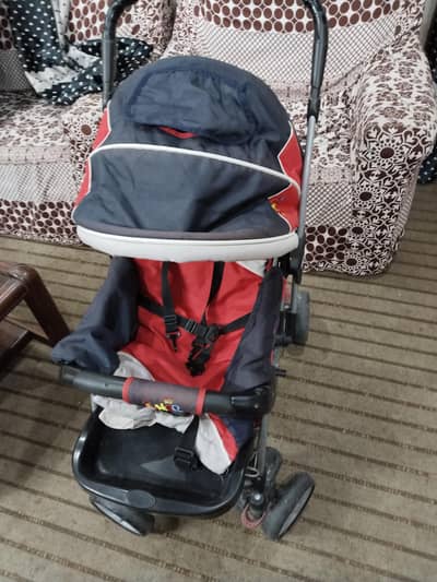 Pram branded Colors Junior