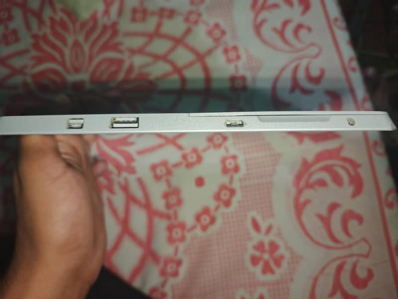 Microsoft Surface 4