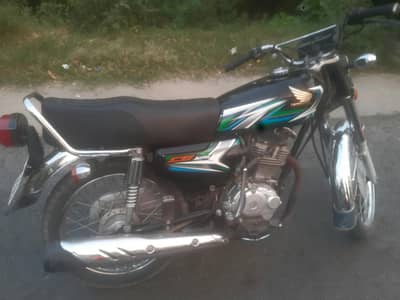 Honda 125 2023 model motorcycle good condition bike