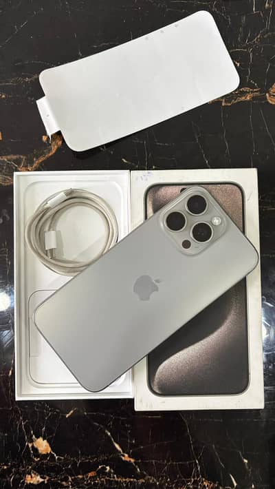 iPhone 15 Pro Max 256 JV