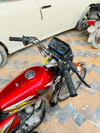 Honda CG125 2025