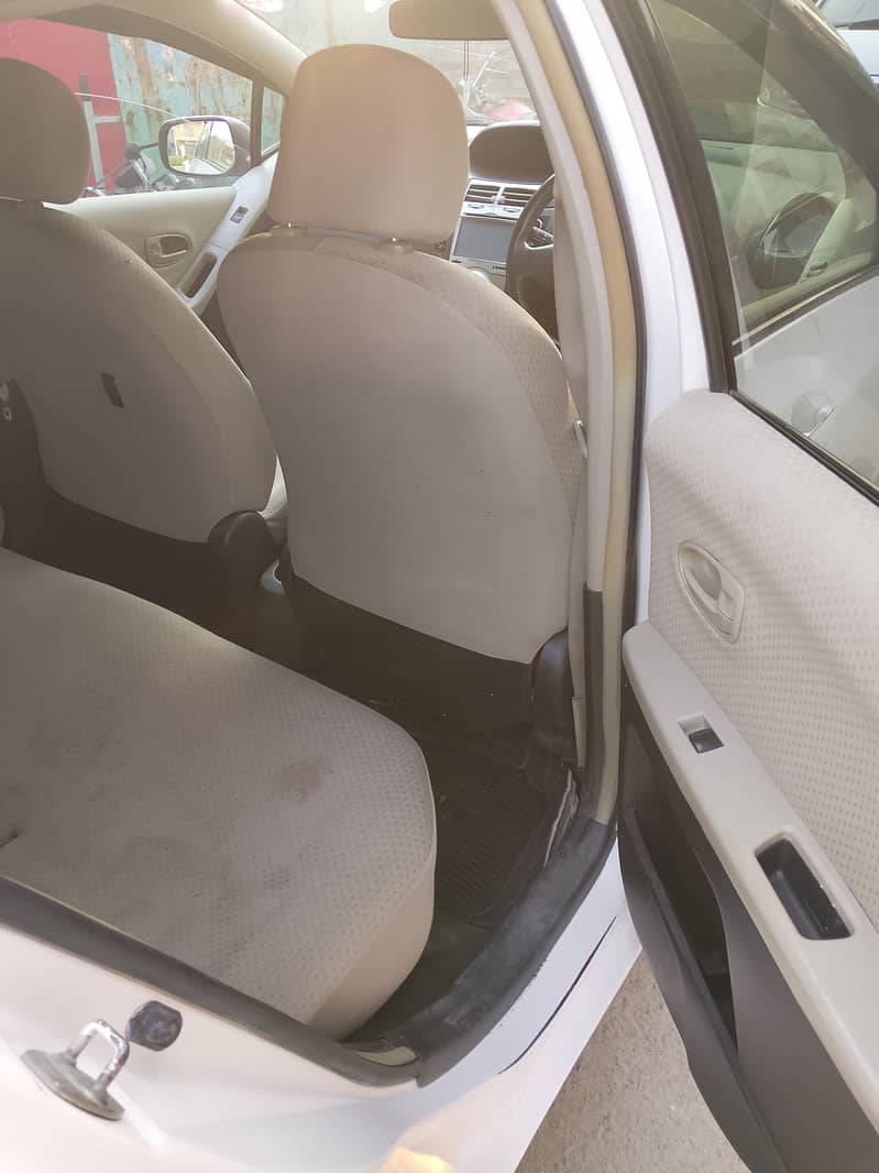 vitz 2007 /2010 4