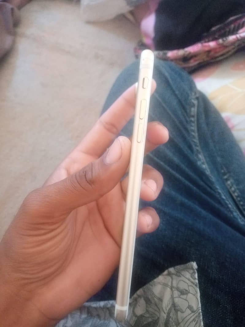 iPhone7+128gb 2