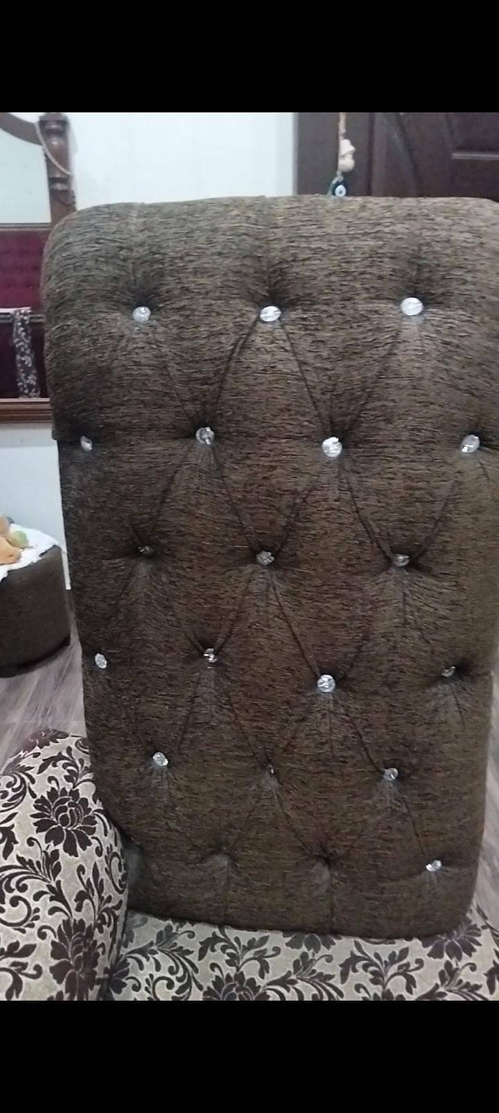 chairs 0