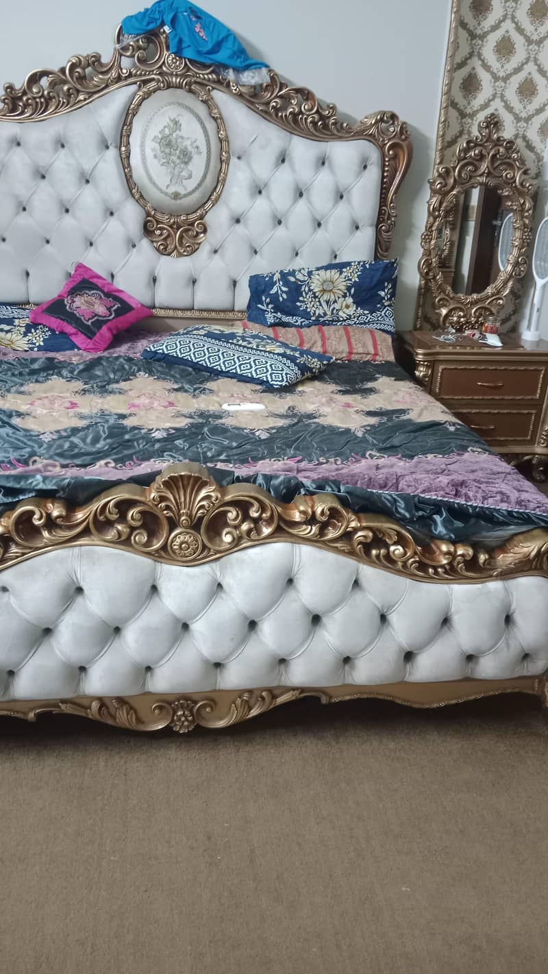 Beautiful Bed 0