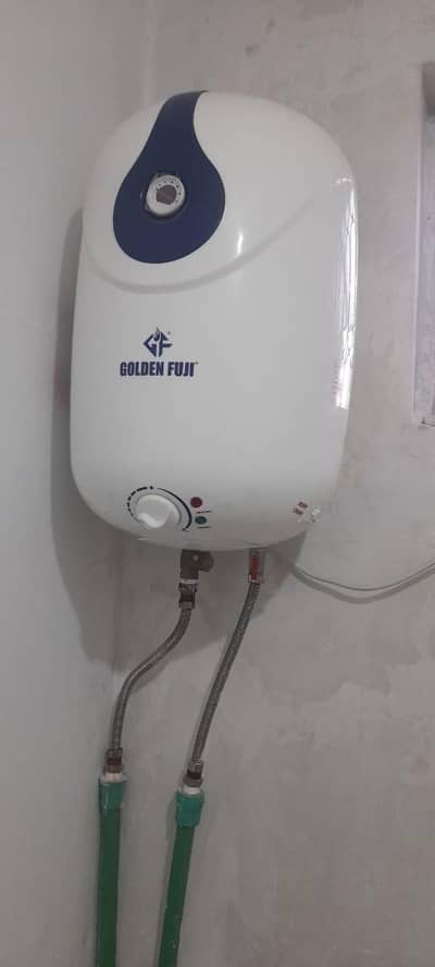 1 like new and 1 old geysers 25%discount