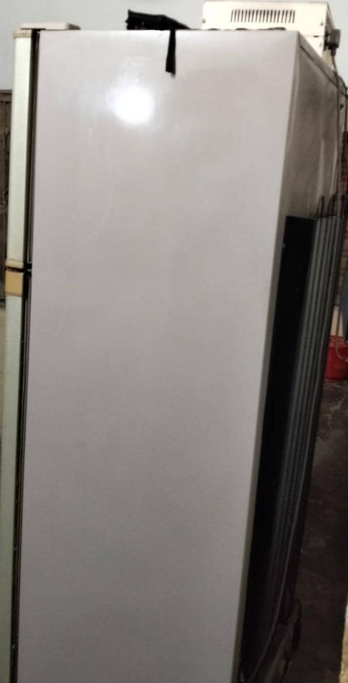refrigerator 2