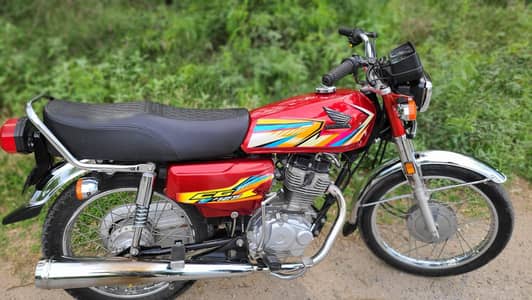 Honda CG 125 Red Classic Edition Honda CG125 2020 Red Classic Editn
