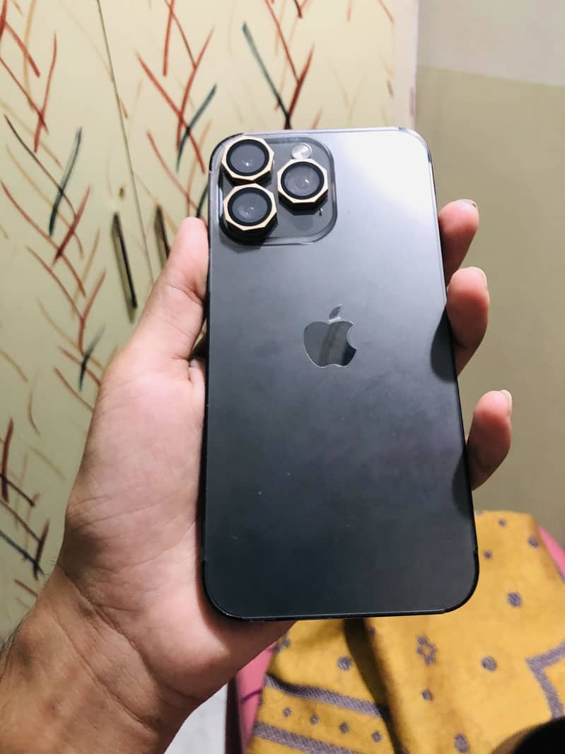 iPhone 14 pro max 1