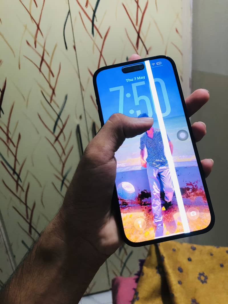 iPhone 14 pro max 5