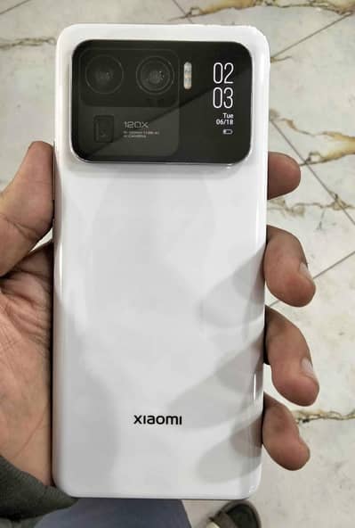 Xiaomi 11 ultra 12,256gb 10by10 phone