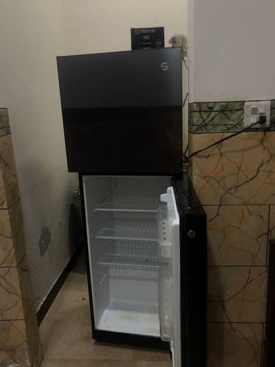 Refrigerator for sale