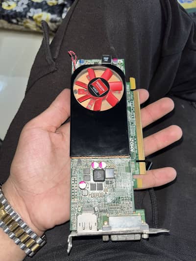 AMD Redeon R7 200 2GB